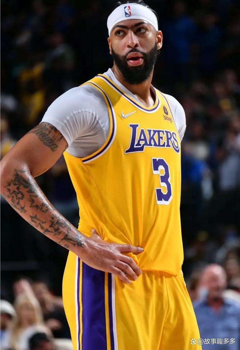 独行侠赛后怒喷裁判，浓眉回应：我们问心无愧！