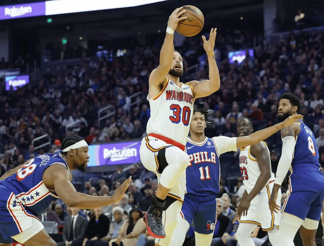 关于库里狂砍复出首战轰40分分，76人迎来新赛季高光！的信息