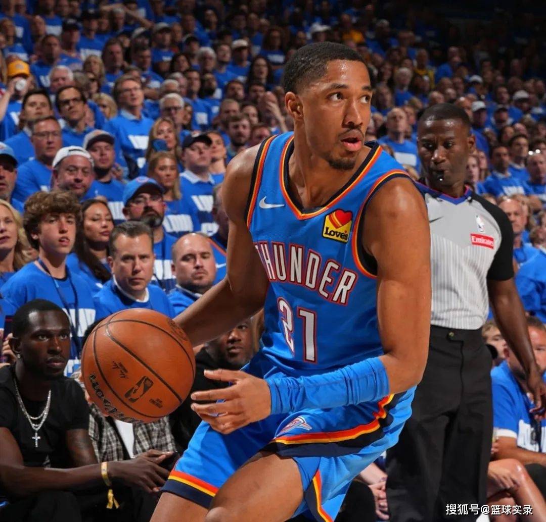 威金斯绝杀时刻，西亚卡姆点燃赛场，险胜迎来胜利！