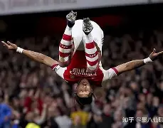 又见绝平!莱比锡与曼联鏖战至终场,罗德里读秒救主